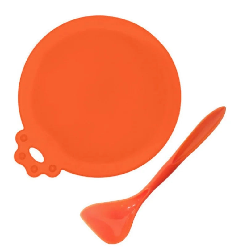 New 2PCS Reusable Pet Food Can Cover Silicone Dogs Cats Storage Tin Cap Lid Seal Cover with Spoon